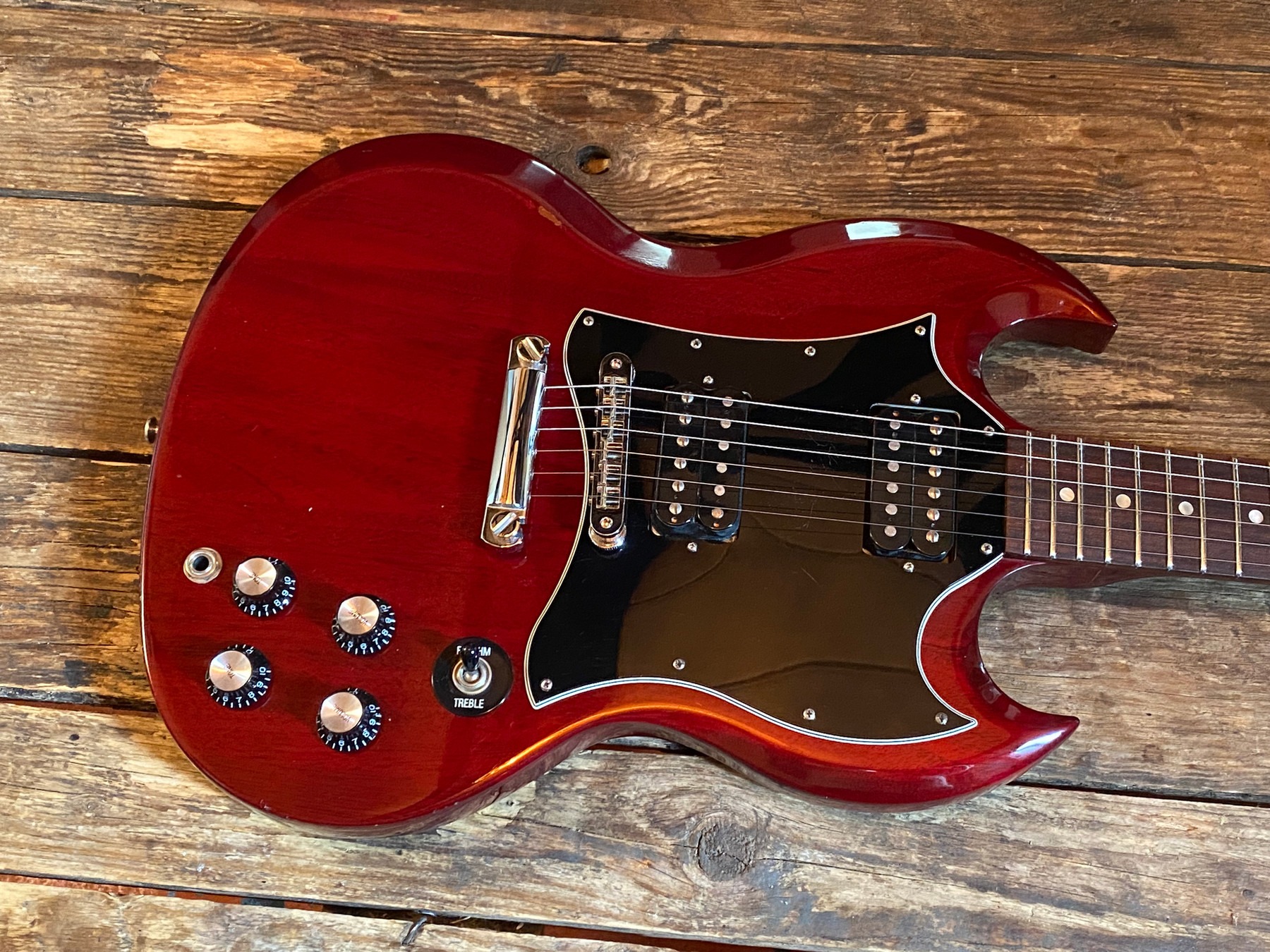 Guitar repaired at London Guitar Repairs — photo 6
