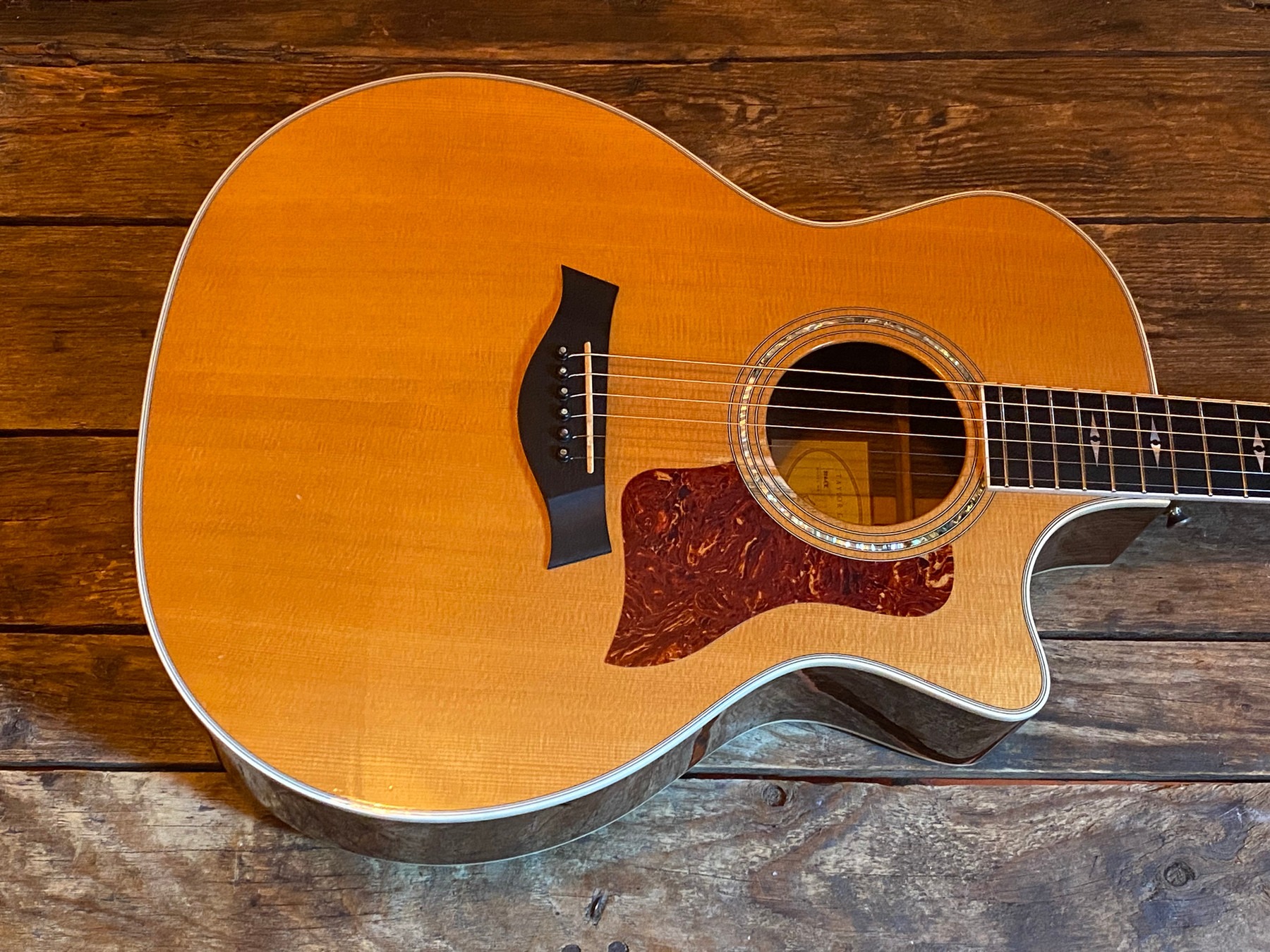 Guitar repaired at London Guitar Repairs — photo 11