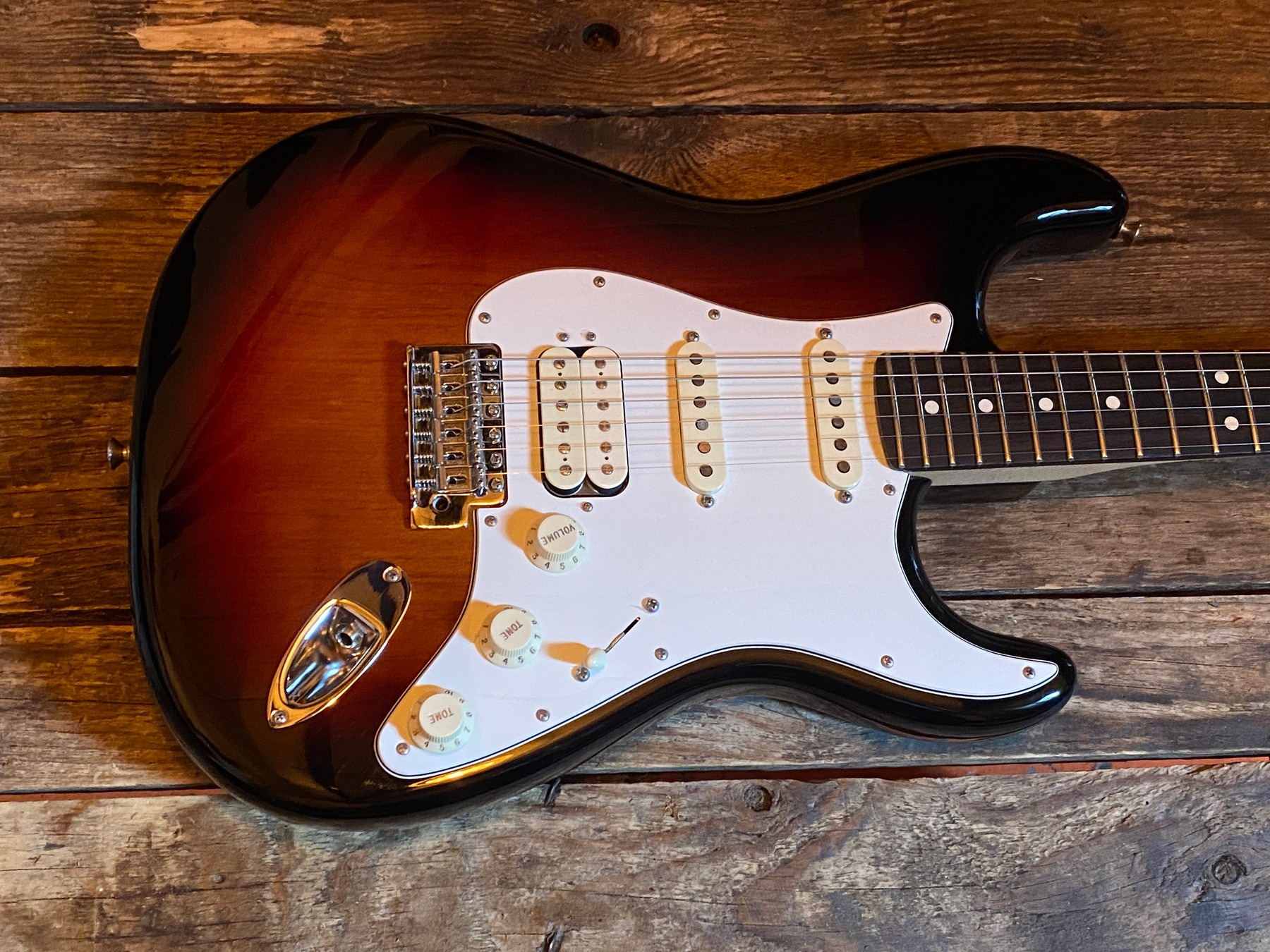 Guitar repaired at London Guitar Repairs — photo 12