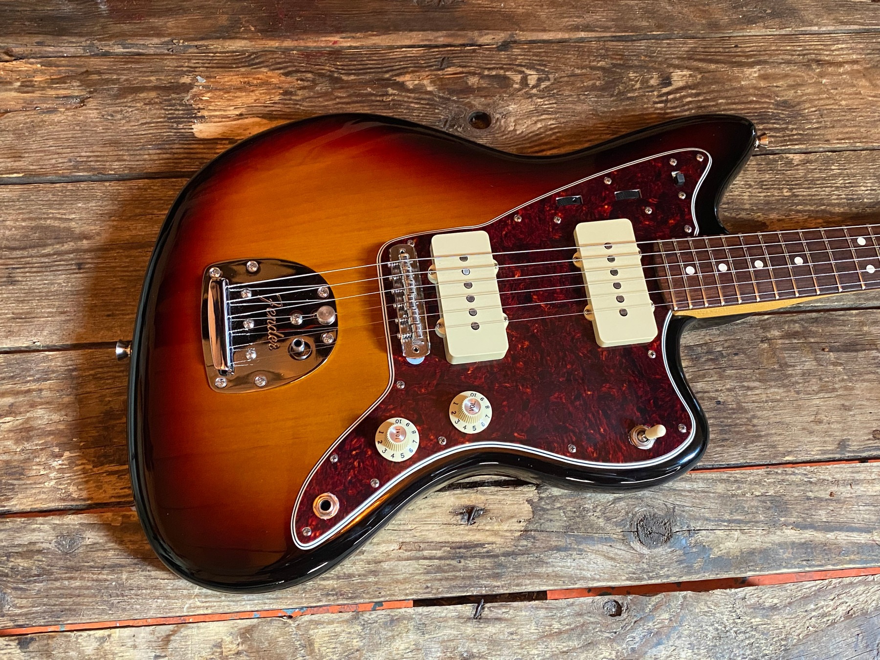 Guitar repaired at London Guitar Repairs — photo 17